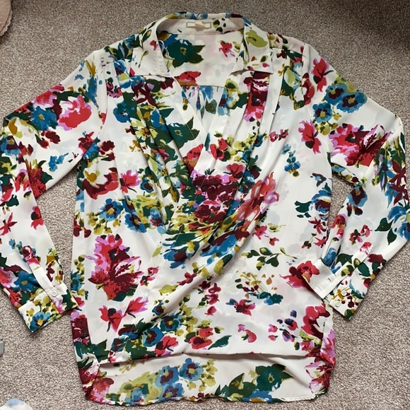 Pleione floral blouse, size Medium. - Picture 1 of 4